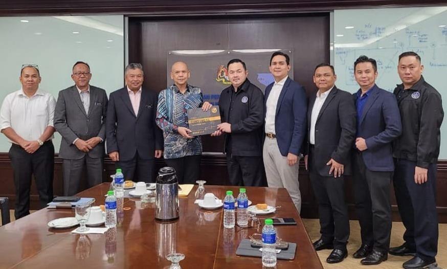 Dialogue on consumer affairs: MTPN courtesy visit to discuss consumer issues and the cost of living.