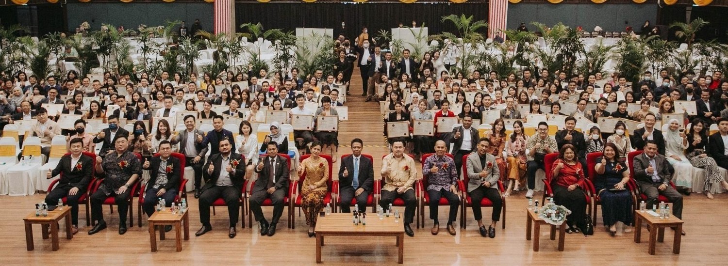 Malaysia Influential Educator: A certification ceremony recognising contributions to education.